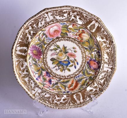 Assiiette de très belle facture, provenant de Derb