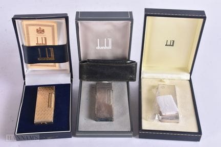 TRES ENCENDEDORES DUNHILL EN CAJA. (3)