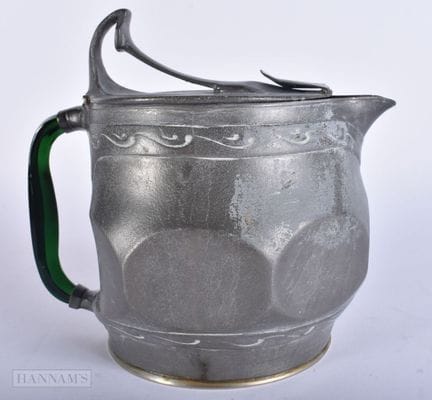 Antiker Osiris-Wasserkrug aus Zinn im Jugendstil m