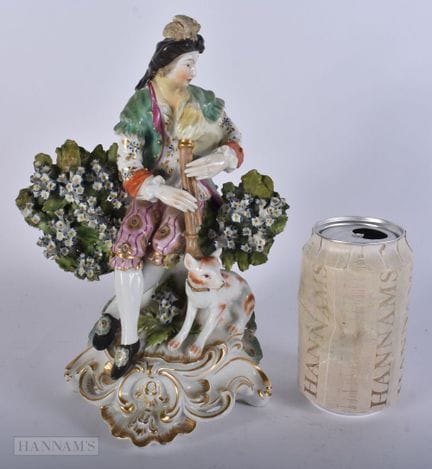 Eine große Porzellanfigur aus Derby aus dem 18. Ja