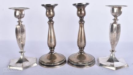 VIER PAARE SILBERNE KERZENHALTER. Insgesamt 1540 G