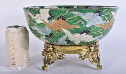 A LARGE 19TH CENTURY JAPANESE MEIJI PERIOD AO KUTA