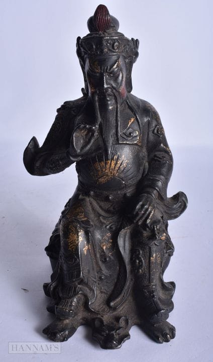 FIGURA CHINA DE BRONCE DE UN GUARDIÁN. 21 cm de al
