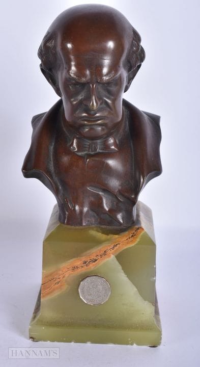 EINE BRONZE- UND ONYX-BÜSTE IM ART-DECO-STIL. 26 c