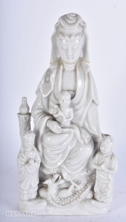 Eine chinesische „Blanc de Chine“-Porzellan-Gruppe