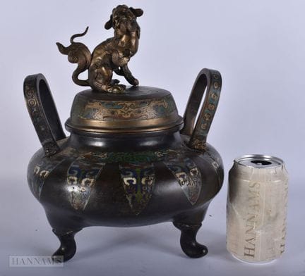 A LARGE 18TH/19TH CENTURY CHINESE CHAMPLEVE ENAMEL