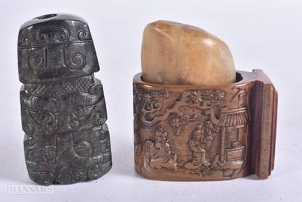 A CHINESE QING DYNASTY JADE ARCHAIC TOGGLE togethe