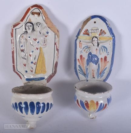 DEUX VASQUES ANCIENNES EN FAÏENCE CONTINENTALE. 18