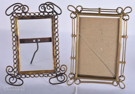 ZWEI VINTAGE-RAHMEN AUS MESSING. 22 cm x 15 cm. (2