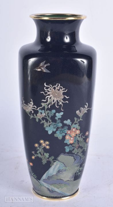 A FINE LATE 19TH CENTURY JAPANESE MEIJI PERIOD CLO