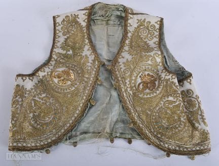 A FINE 19TH CENTURY MIDDLE EASTERN ISLAMIC GOLD TH