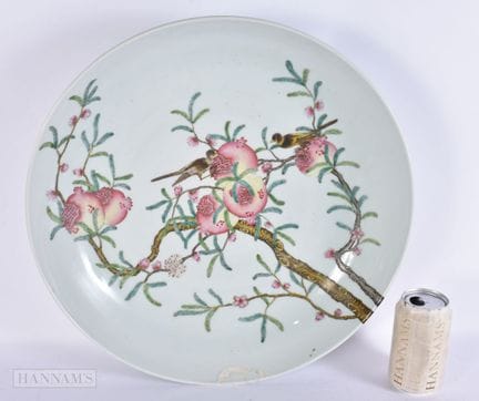 A LARGE CHINESE FAMILLE ROSE POMEGRANATE PORCELAIN