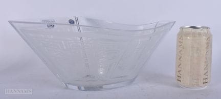 UN BOL EN VERRE « INUIT HAIDA » DE STYLE BÉMOL, TR