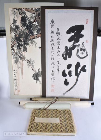 A COLLECTION OF 19TH/20TH CENTURY CHINESE/JAPANESE