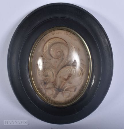 UN TABLEAU VICTORIEN EN VERRE « MEMENTO MORI » REP