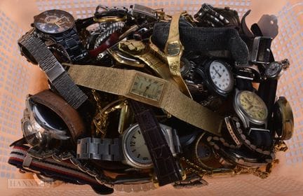 UNA GRAN CANTIDAD DE RELOJES DE MUÑECA. (cant.)