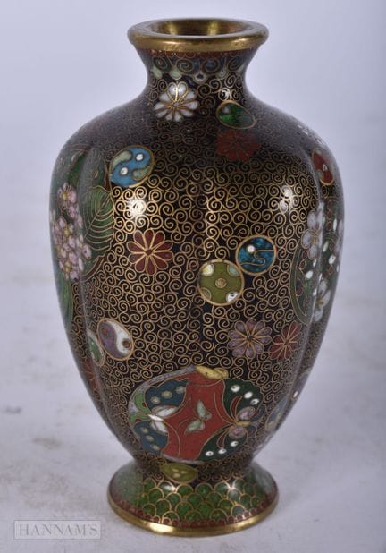 A LATE 19TH CENTURY JAPANESE MEIJI PERIOD CLOISONN