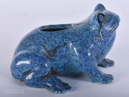 A CHINESE QING DYNASTY ROBINS EGG PORCELAIN TOAD B