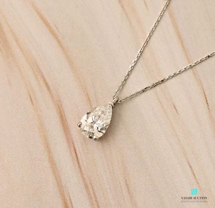Chaîne et son pendentif en or blanc 750 millièmes 