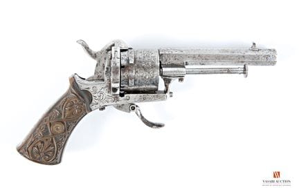 Bellissimo revolver a perno calibro 7 mm, canna ot