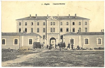 Militaria: CPA: 1905 Mirabel Barracks in Agde (Hér