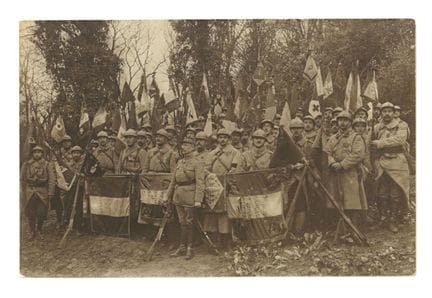 Militaria: CPA / Post-WW I / Victory Period 1918–1