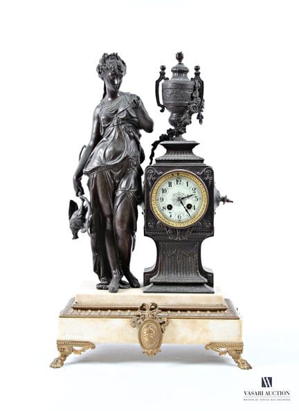 BRUNFAUT
Orologio a pendolo con due patine e marmo