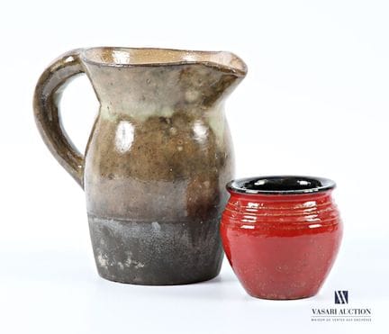 套装包含一个红黑釉陶瓷画笔罐，背面贴有“Steninge Sweden”标签（高：8.5 厘米 - 
