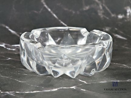 SAN LUIS
Cenicero de forma hemisférica de cristal 
