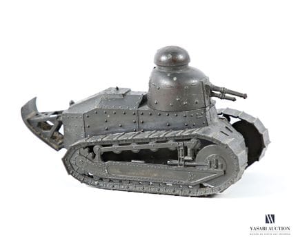 Calamaio a forma di carro armato Renault FT17 in r