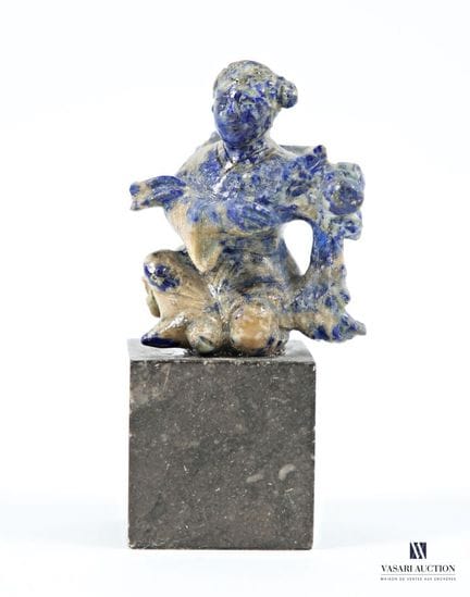 ASIE
Sujet en pierre sculptée figurant une divinit