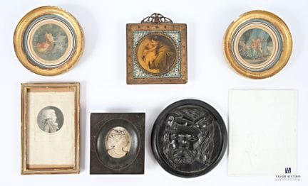 Set consisting of a bisque porcelain plaque depict