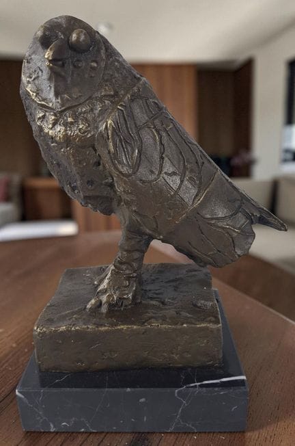 Arte moderna: bronzo con patina sfumata raffiguran