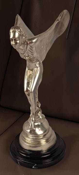 Mascotte automobilistica: Spirit of Ecstasy. Grand