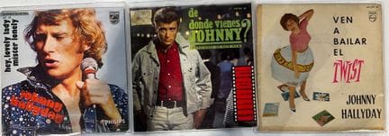 3 disques 45 tours de Johnny Hallyday dont un disq
