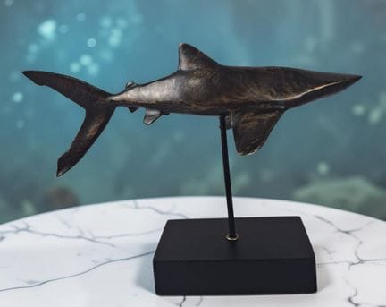 Arte moderna (oceano): scultura animalistica in br