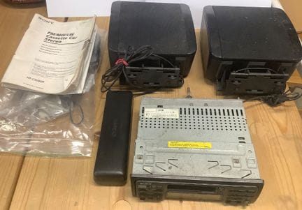 Sony, autoradio a cassette del marchio Sony, model