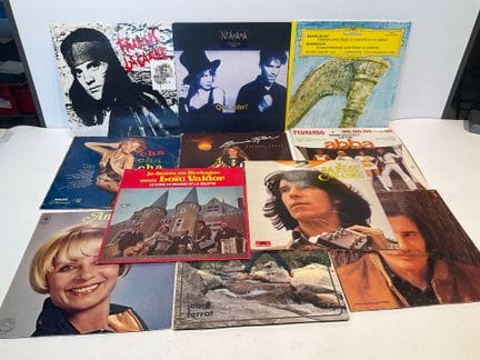 Lot d’environ 30 vinyles dont Chopin, Vivaldi, Cla