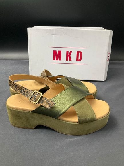 MKD，Valcourt款式，尺码37，颜色：绿色