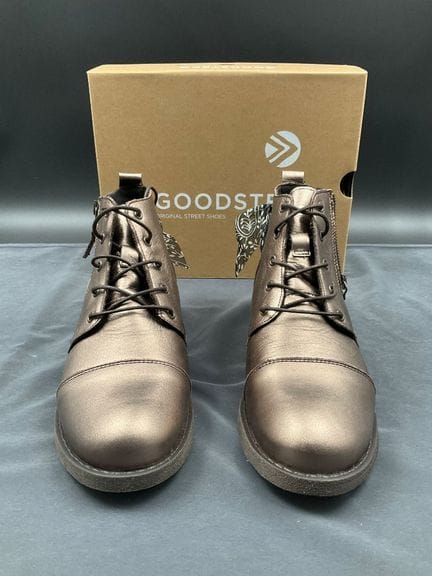 GOODSTEP，36码，Belem款，金属铜色皮质短靴。全新未穿，附原装鞋盒。