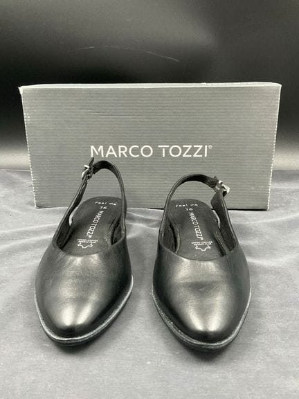 MARCO TOZZI, numero 36, paio di sandali in pelle n
