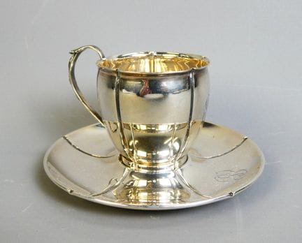 PUIFORCAT. Tazza e piattino in argento 950 °/°° (p