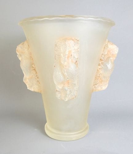 R. LALIQUE. Vase, Modell „Saint Emilion“, aus gepr