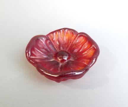 DAUM Nancy. Ringerhalskette aus rotem Glaspaste mi