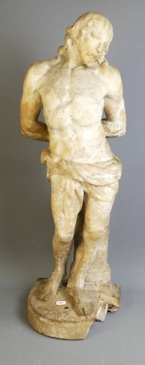 Cristo alla colonna in alabastro. Altezza: 57 cm. 