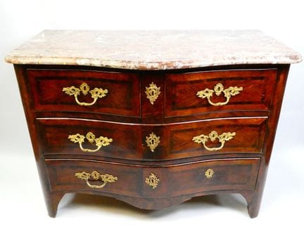 Comò d'epoca Luigi XV in legno impiallacciato rove