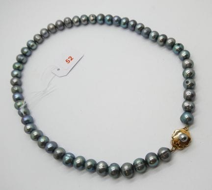 Collier de perles de Thaiti légèrement baroques fe