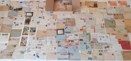 TIMBRES et.LETTRES. Étranger (en majorité) et Fran