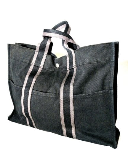 HERMÈS 
Modèle Toto
Sac cabas en toile de coton no