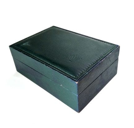 ROLEX 
Boite verte 
Numérotée 14.00.01
14,5 × 10 c
